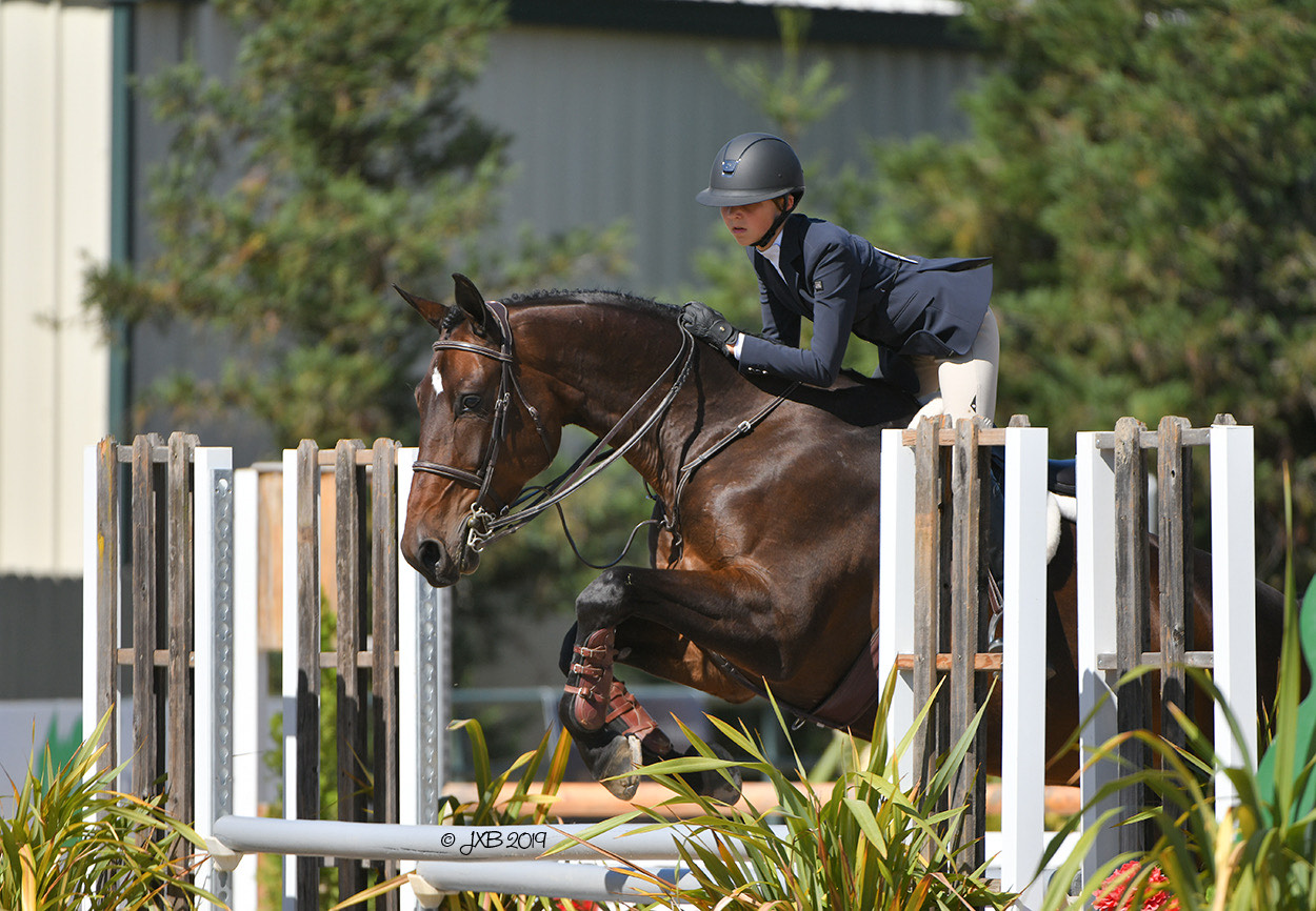 Freshman Claire Salter Completes  US Equestrian Athlete Lettering Program