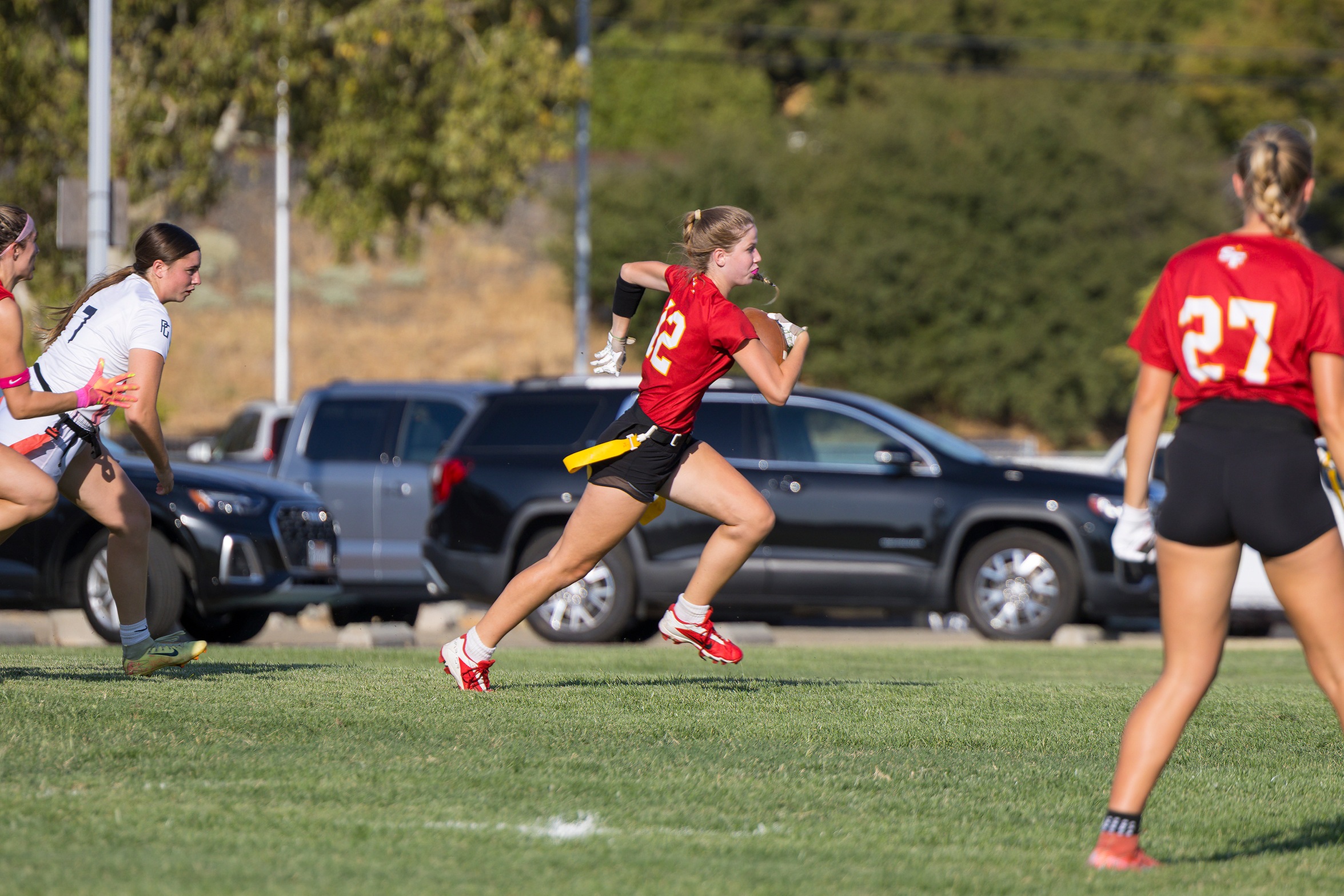 Defense comes through for undefeated Troubies