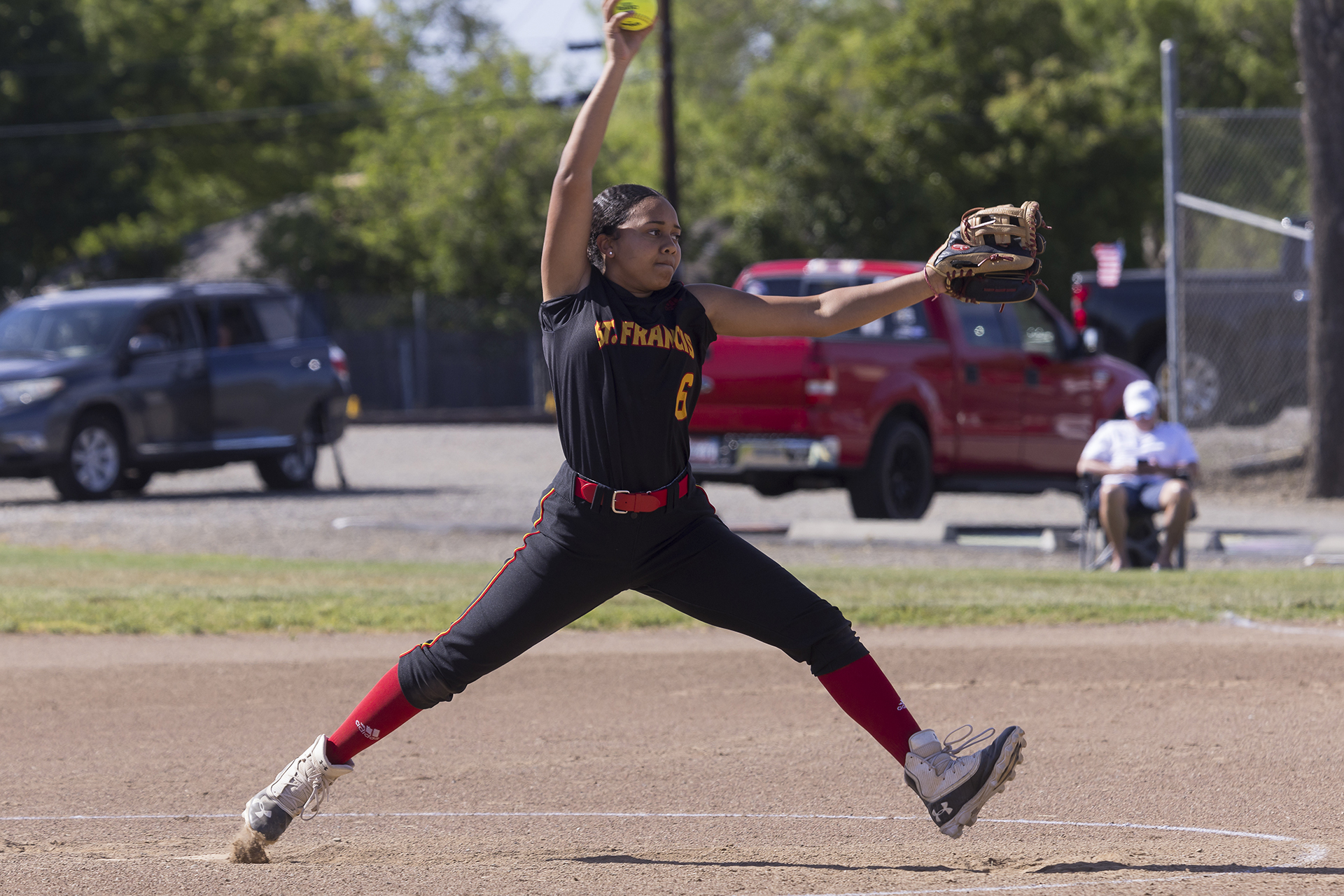Haecker, Alcantar lead jayvees to win over Vista