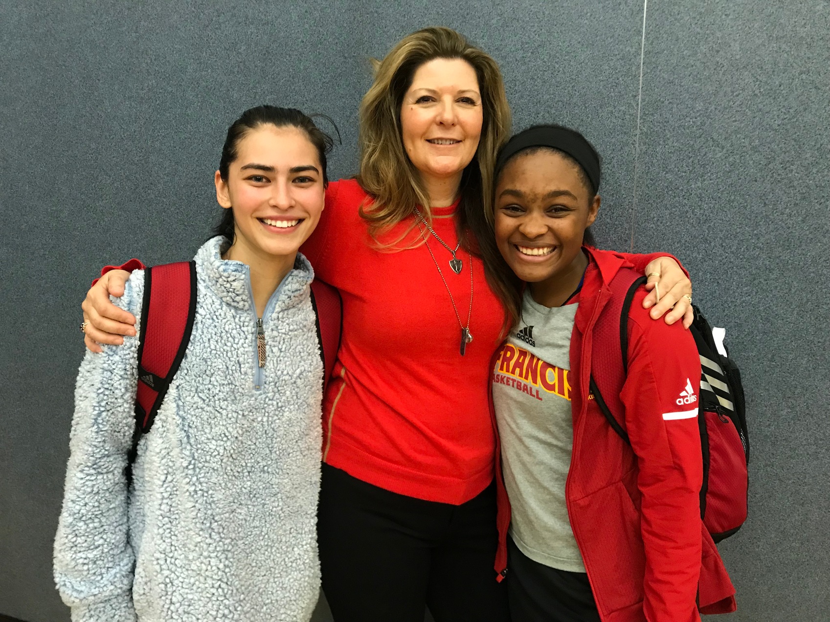 Basketball Opens Folsom-Vista Classic with 55-45 Win
