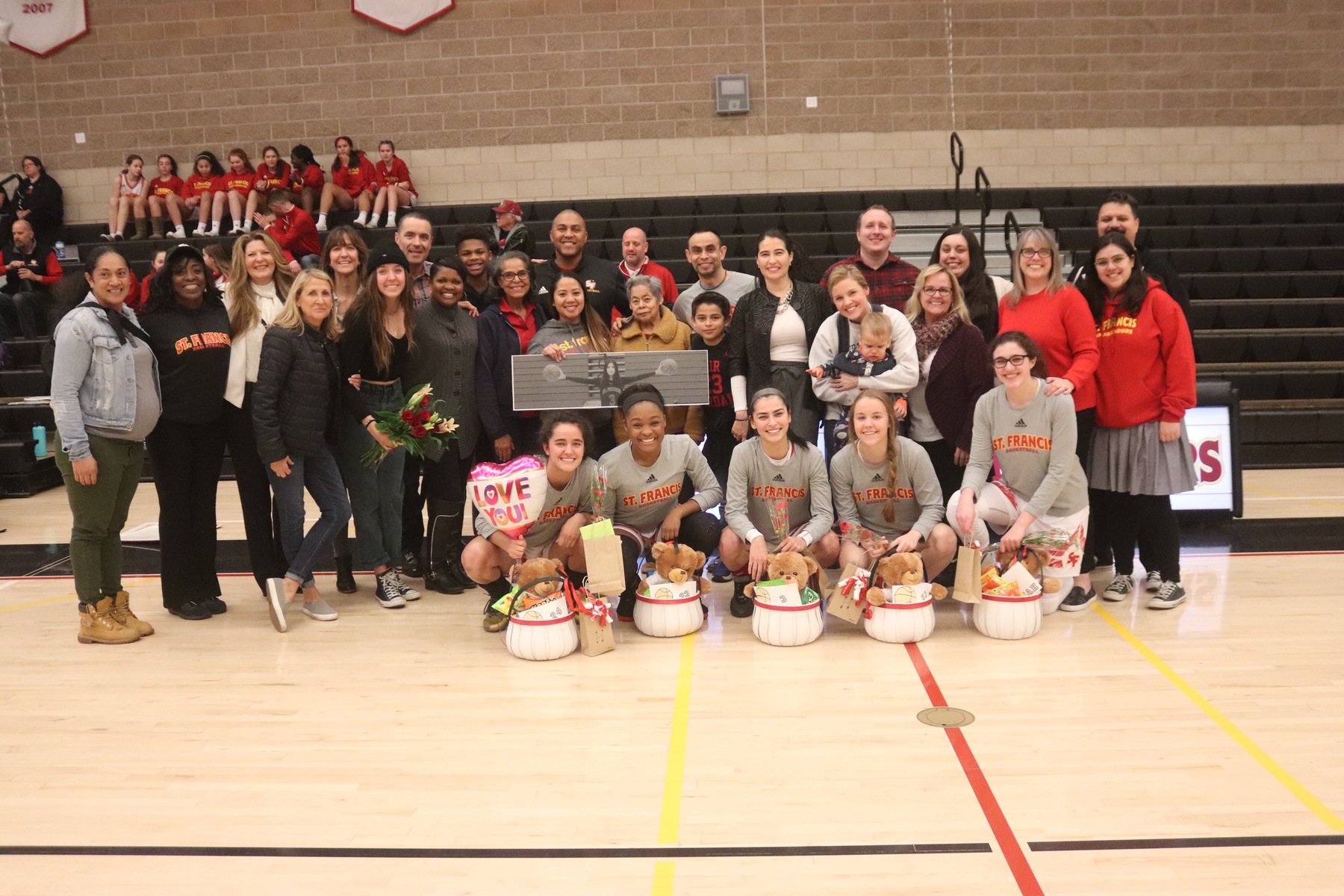 Basketball Wins Senior Night Contest