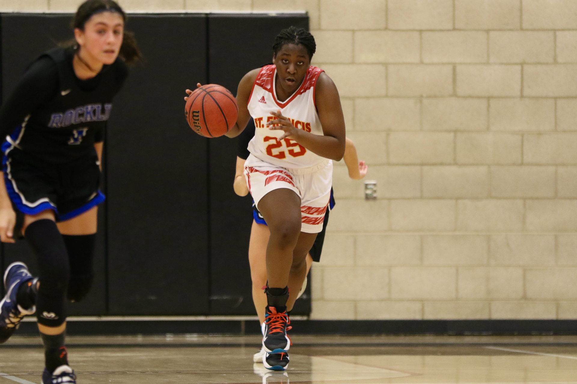 Thunder holds off Troubies in home return