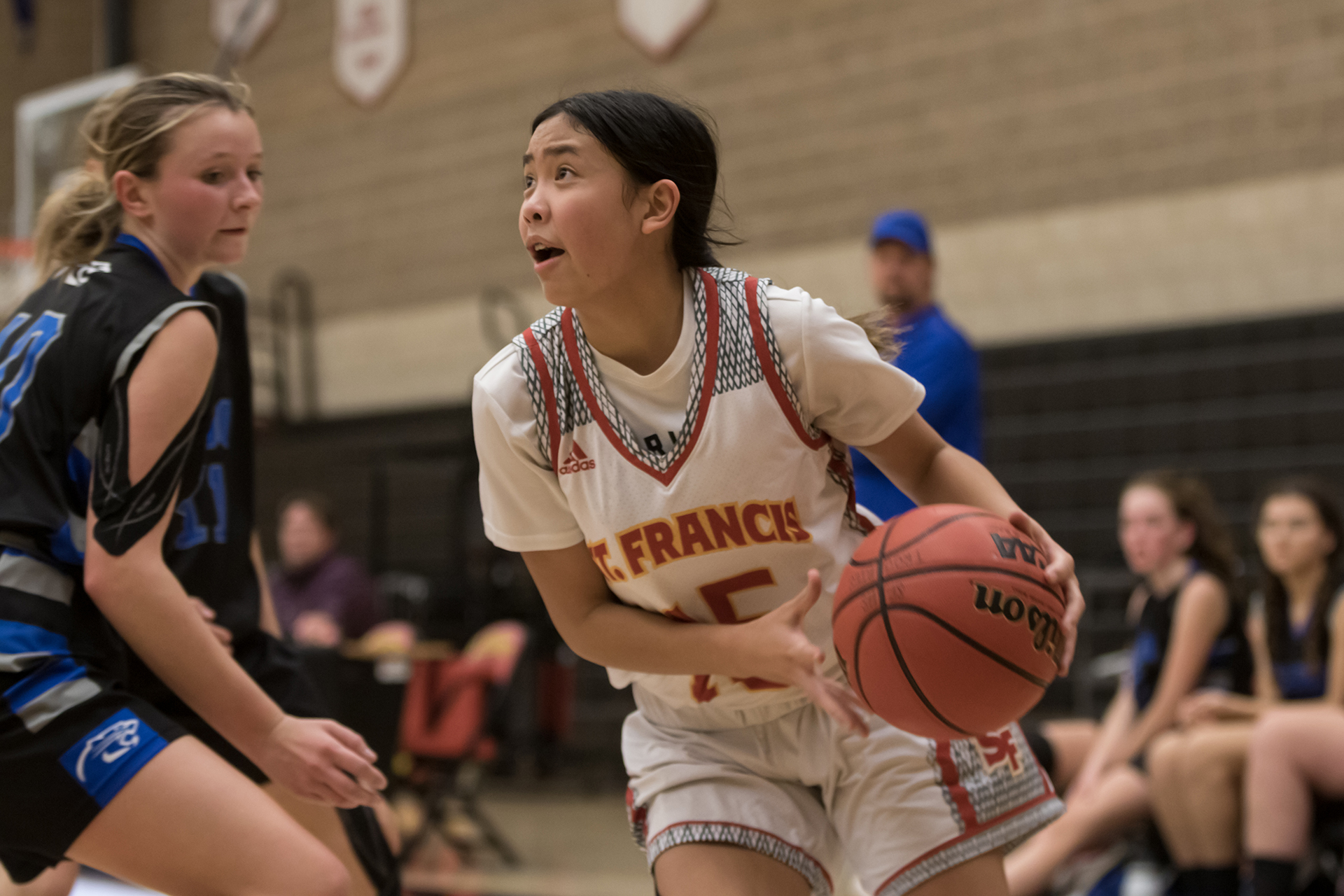 Gavino scores 21 as JV Red wins third straight