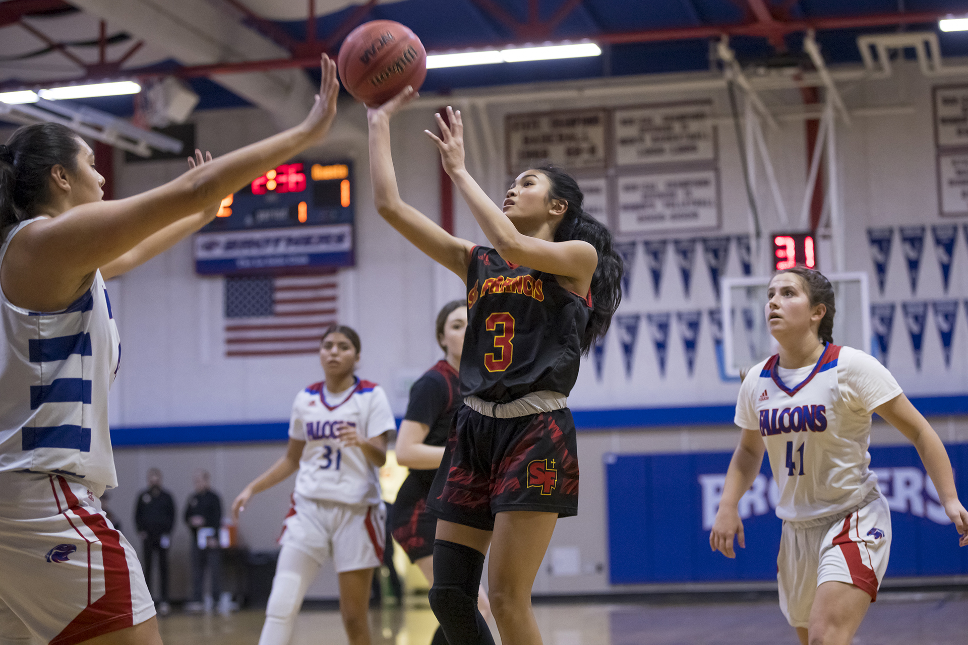 JV Gold shuts down CB to open Holy Hoops doubleheader