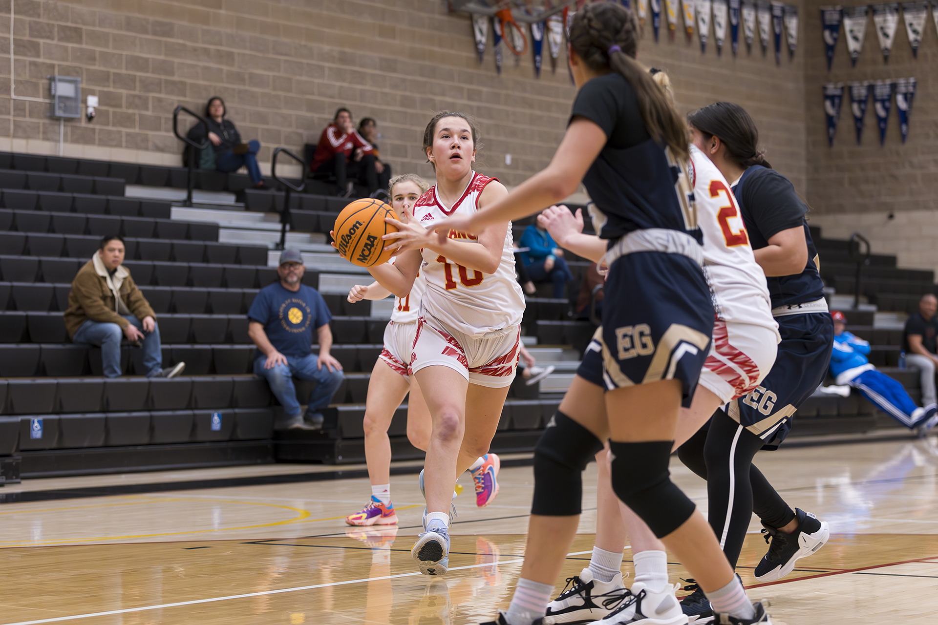 Herbelin's career high sparks JV Gold to 53-8 win
