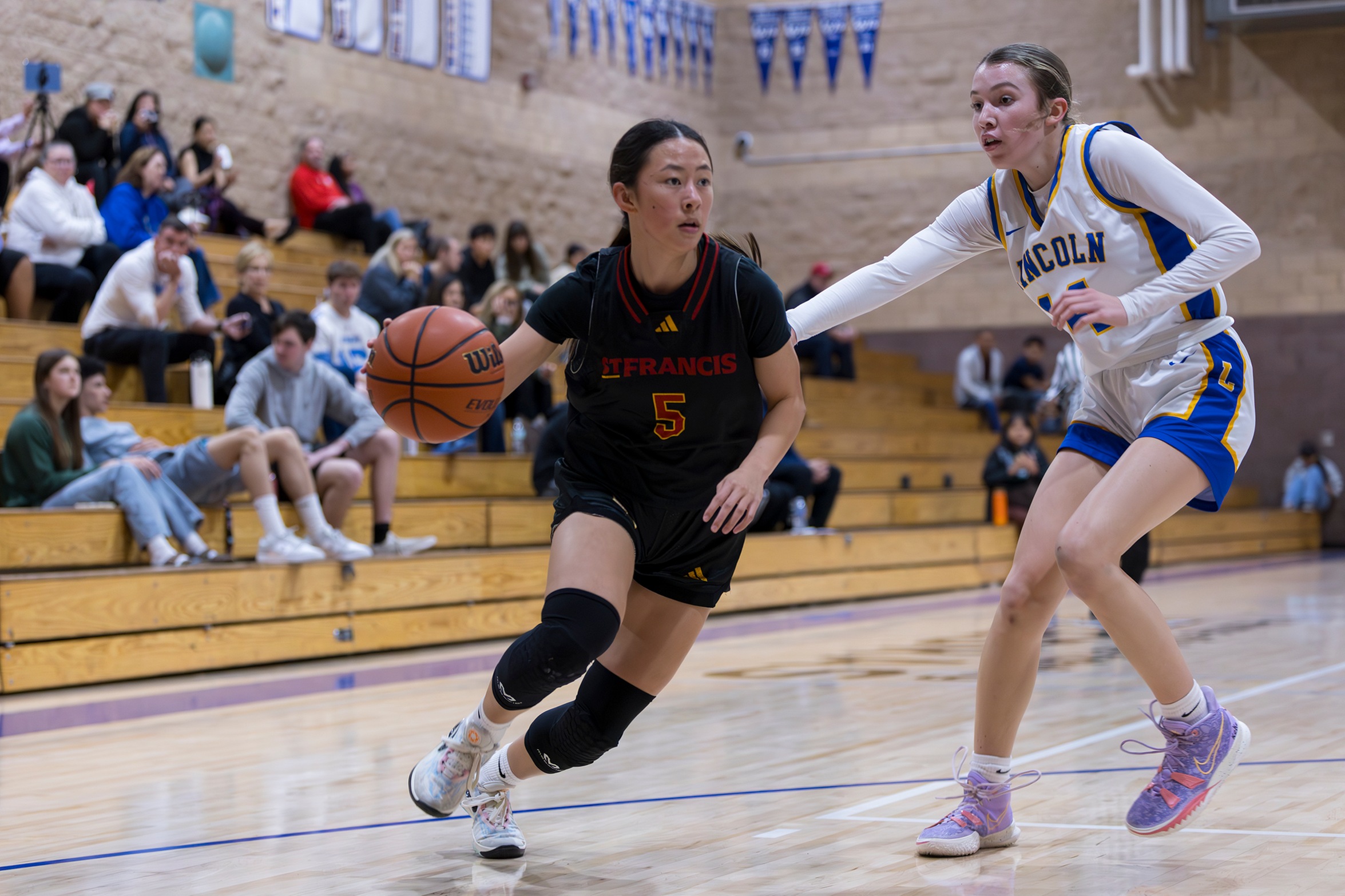 Teoh posts career high but SF falls to Lincoln