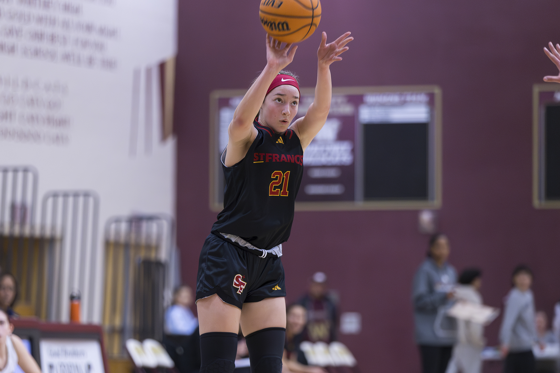 Shooting woes haunt Troubies at Whitney