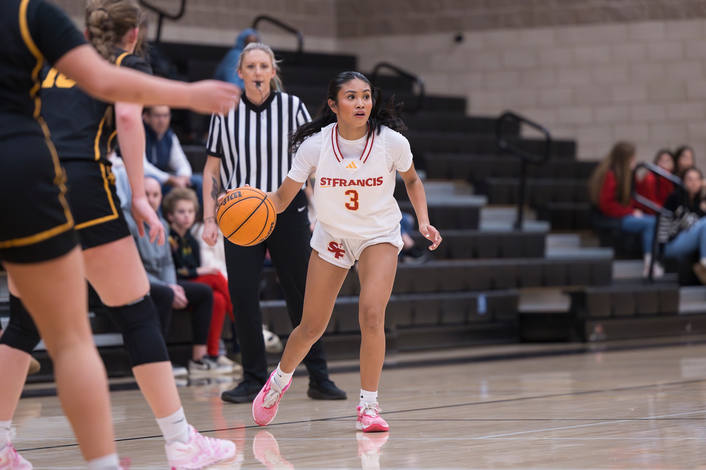 Golden Eagles sweep Troubies in SFL hoop opener