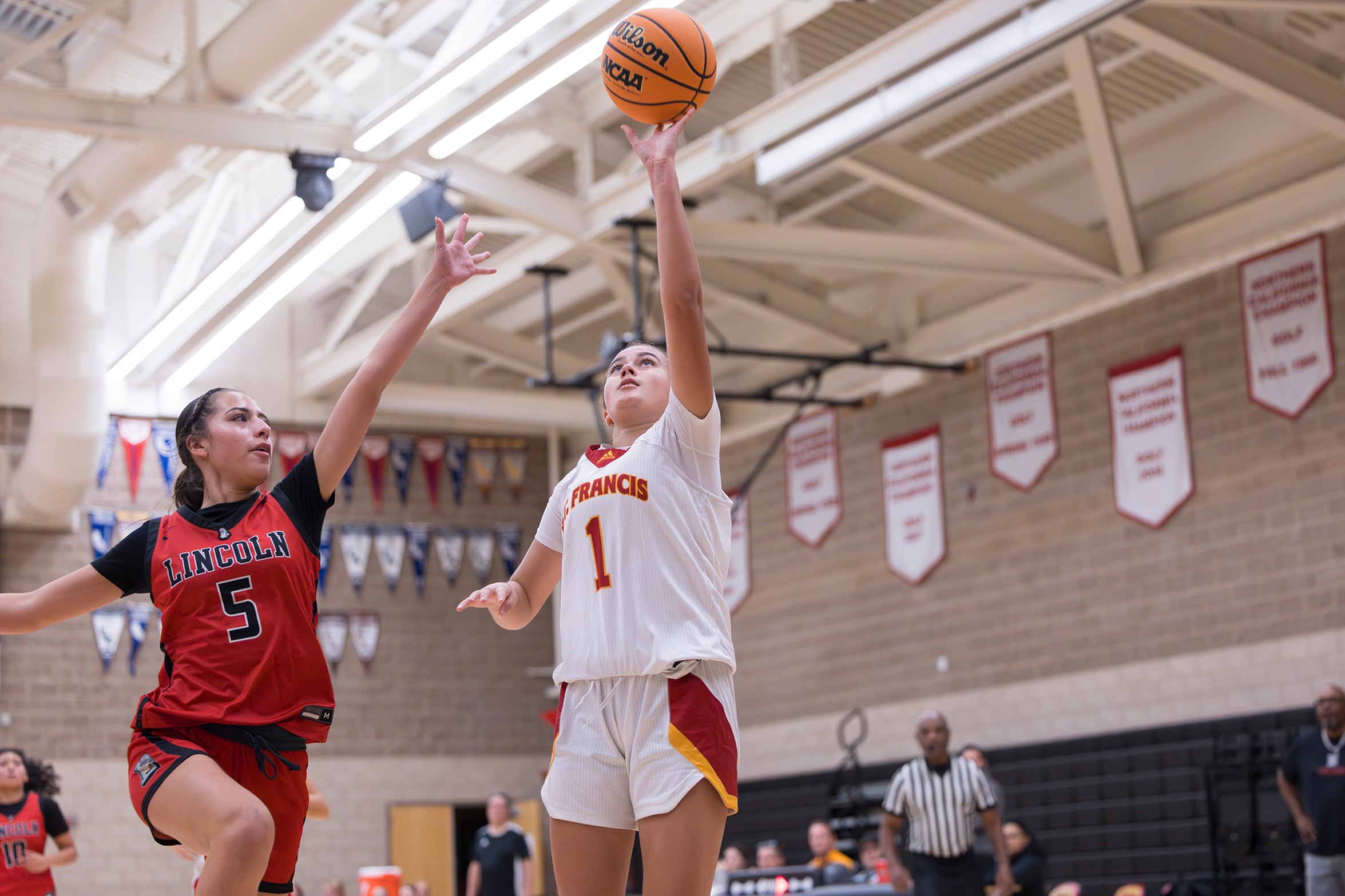 JV Gold rolls past Lincoln, 33-17