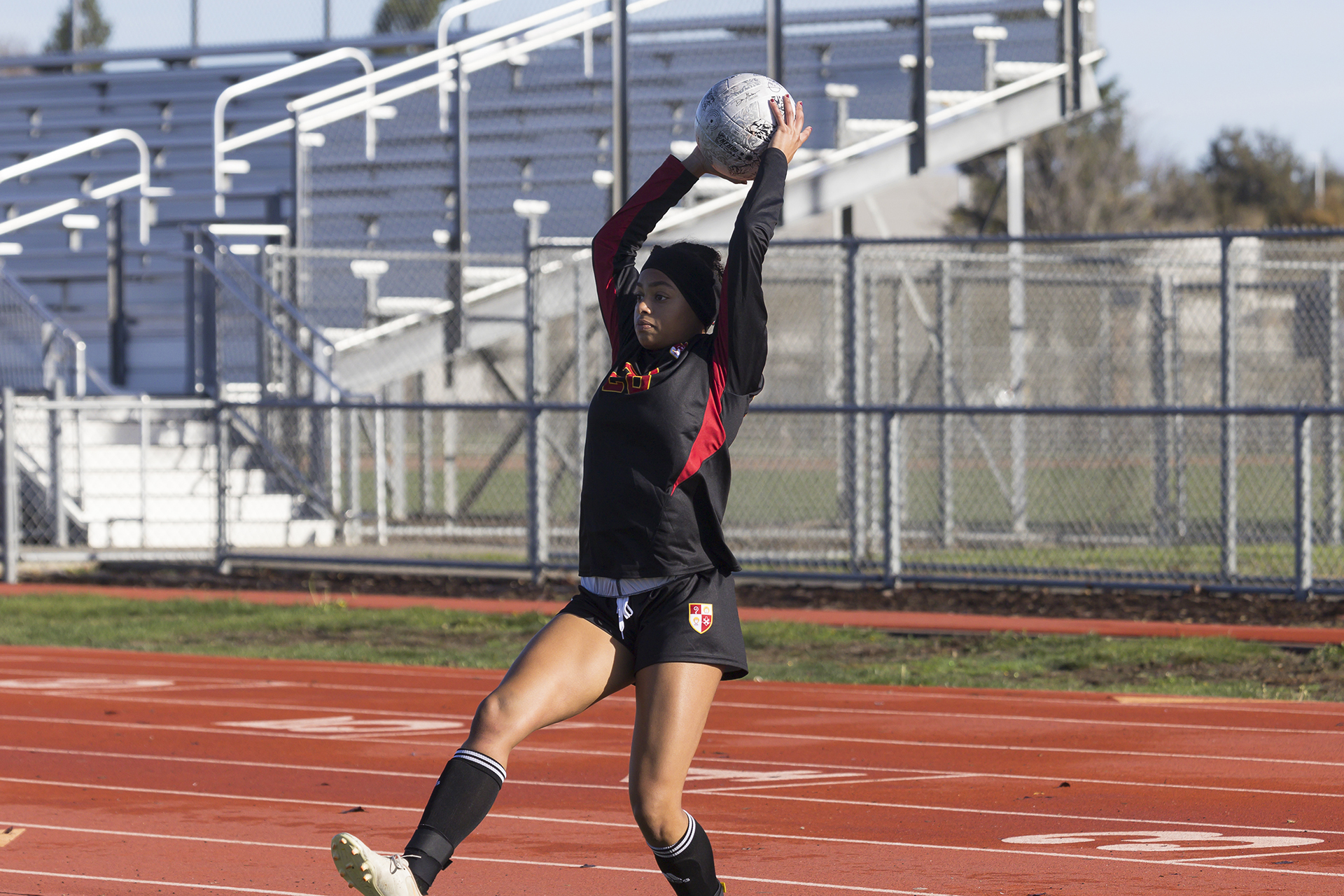 Dwyre highlights SF varsity on first day at Raider Cup