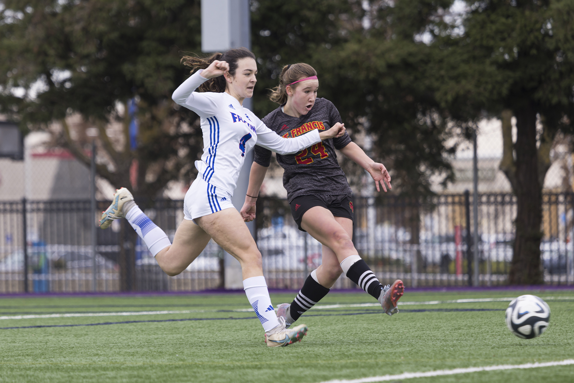 White leads JV Gold shutout against CB