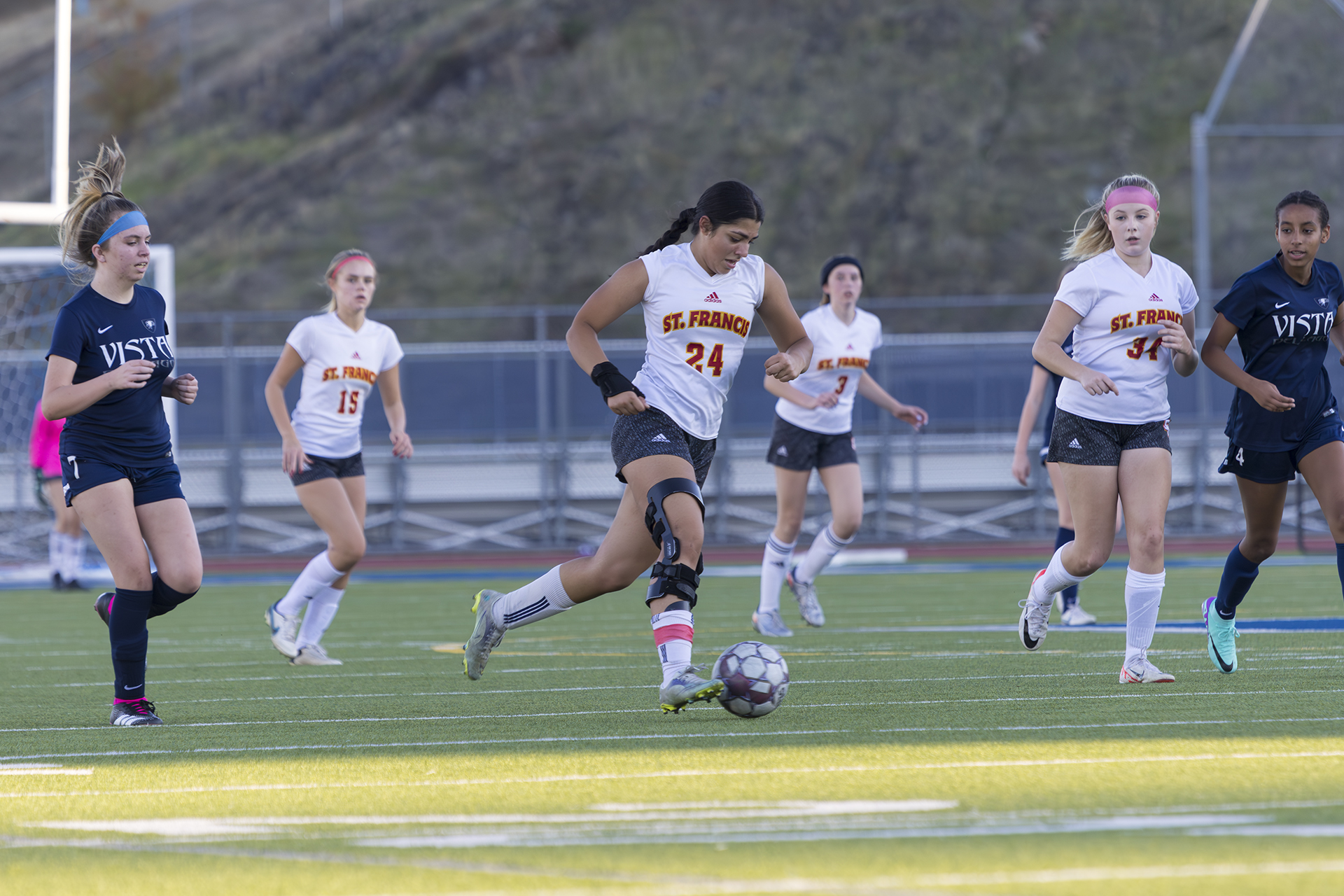 JV Red explodes early in season-opening rout of Vista