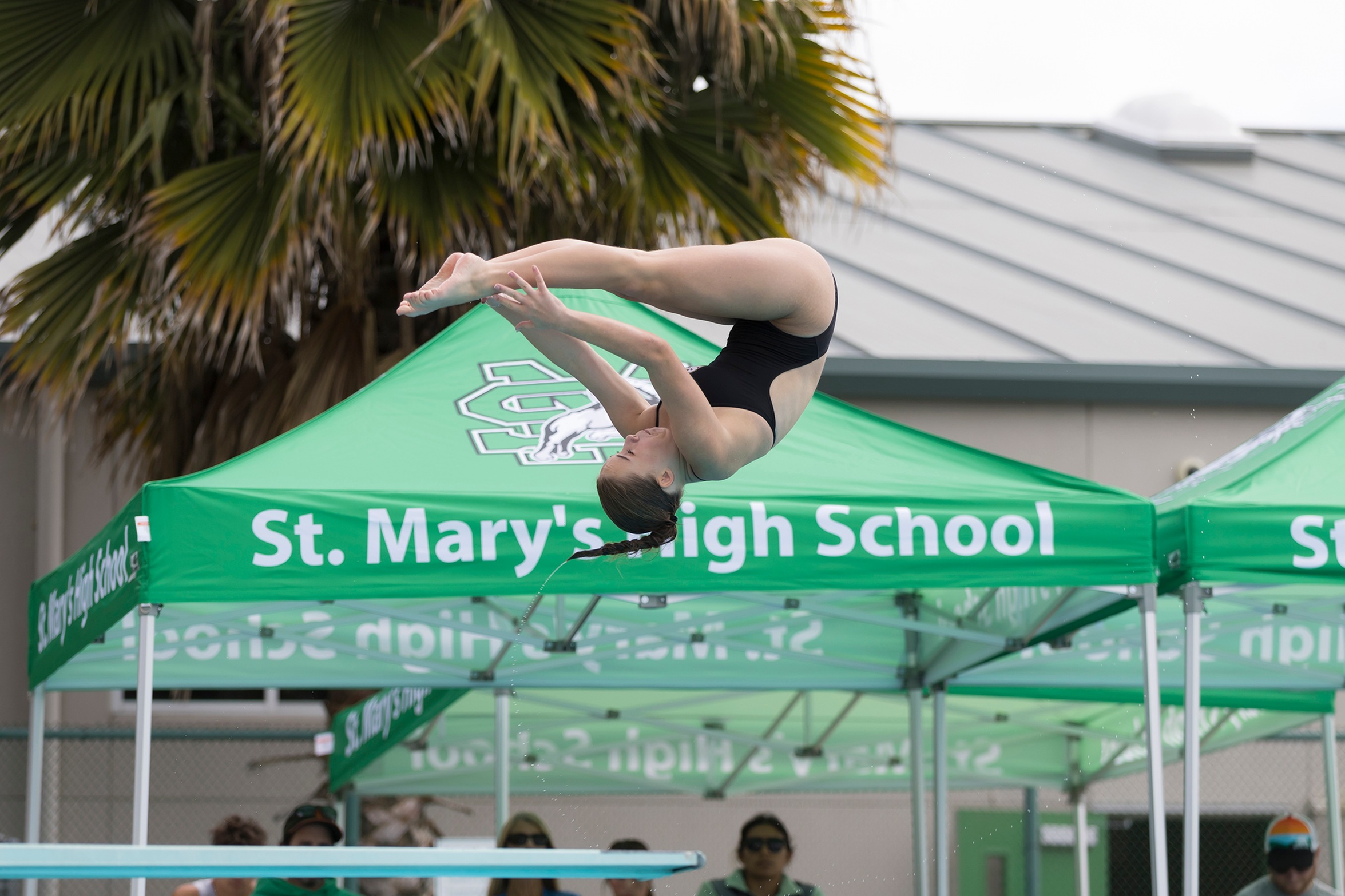 Buffleben hits personal best to highlight visit to St. Mary's