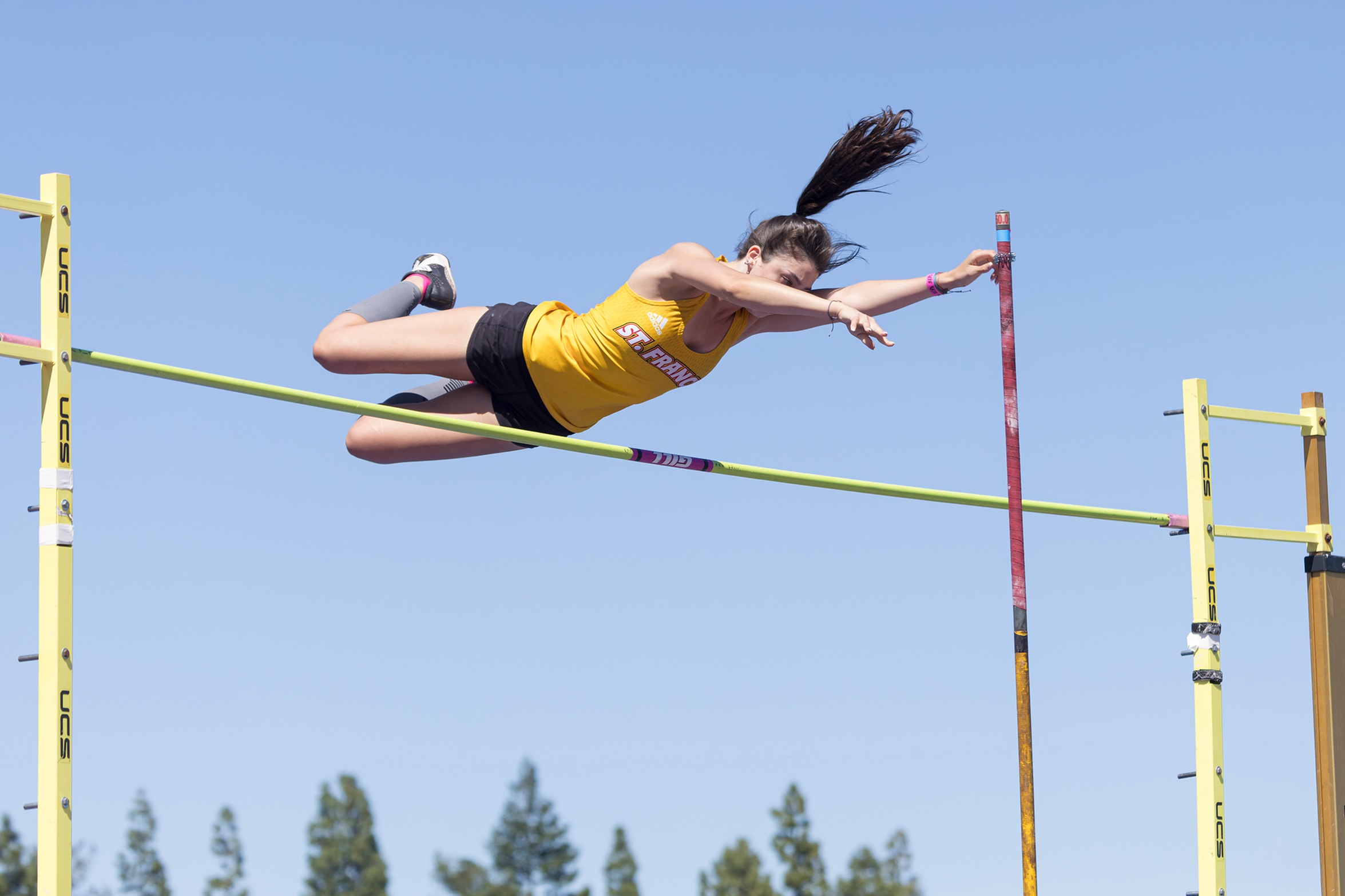 Pelfrey, Dunham punch tickets to CIF state meet
