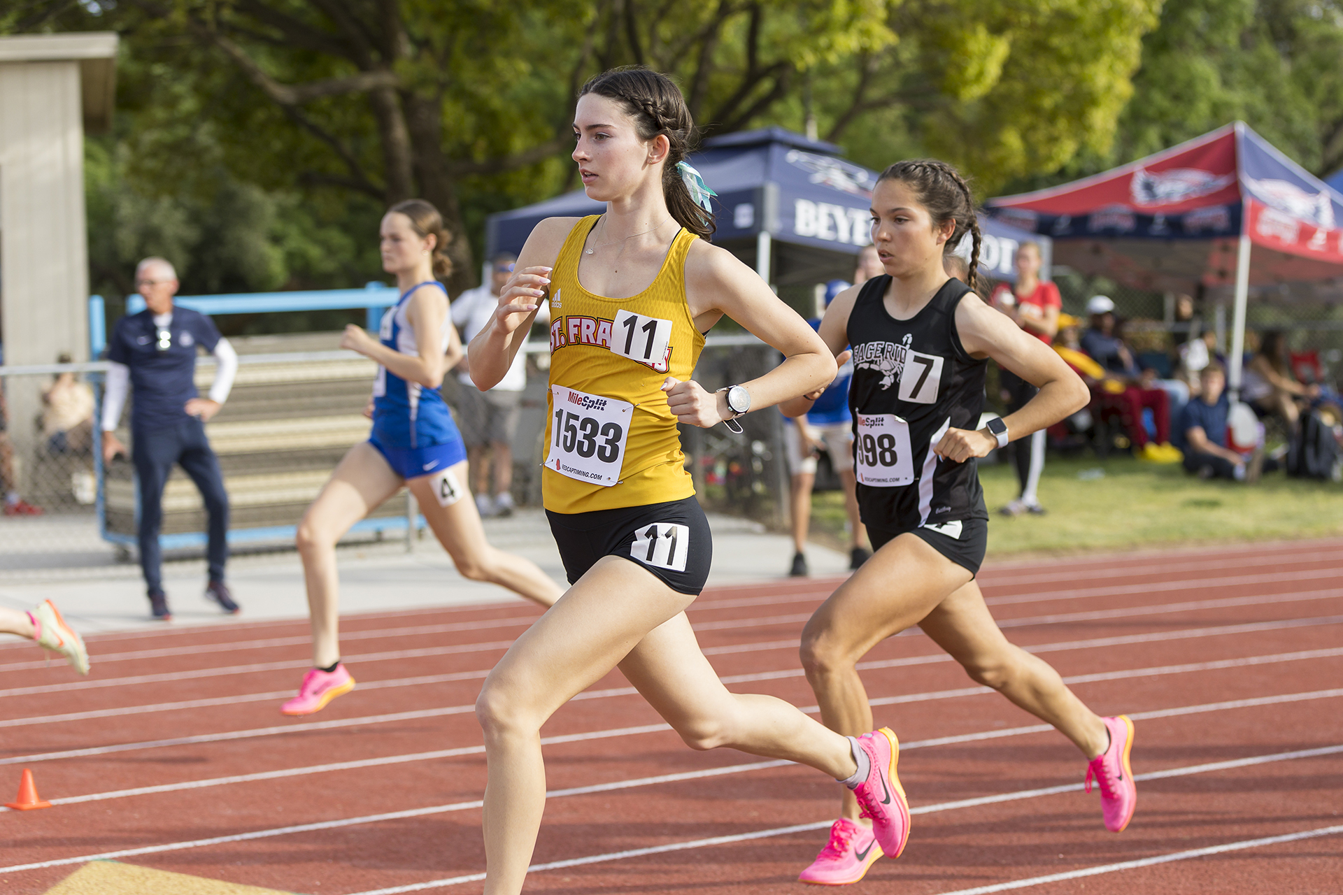 Dunham hits PR on Day 1 at Stanford Invite