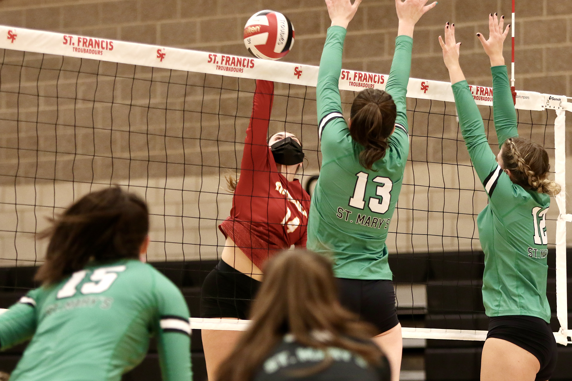 St. Francis sweeps St. Mary's to advance to SJS semifinal