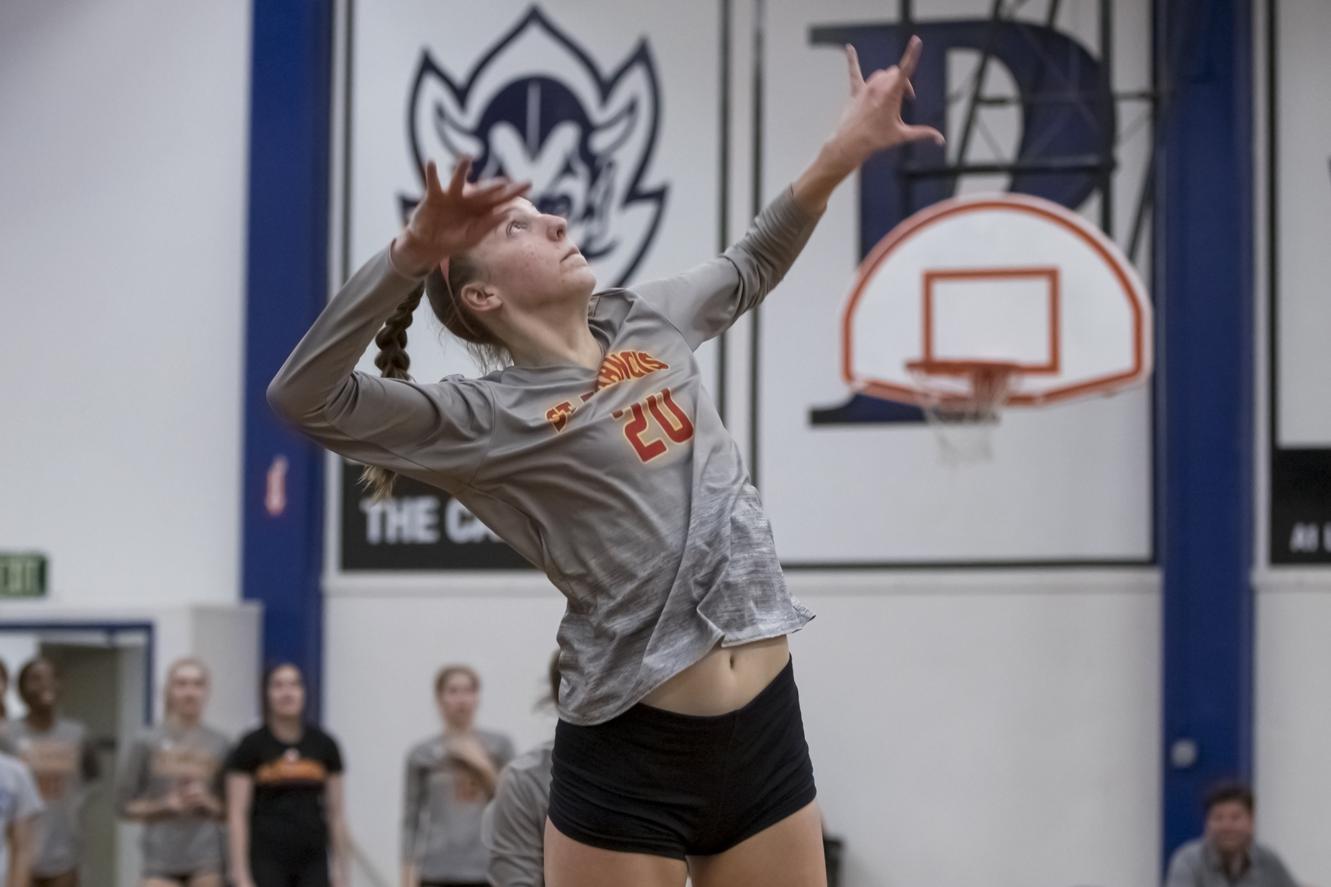 Hometown heroine leads sweep at Davis