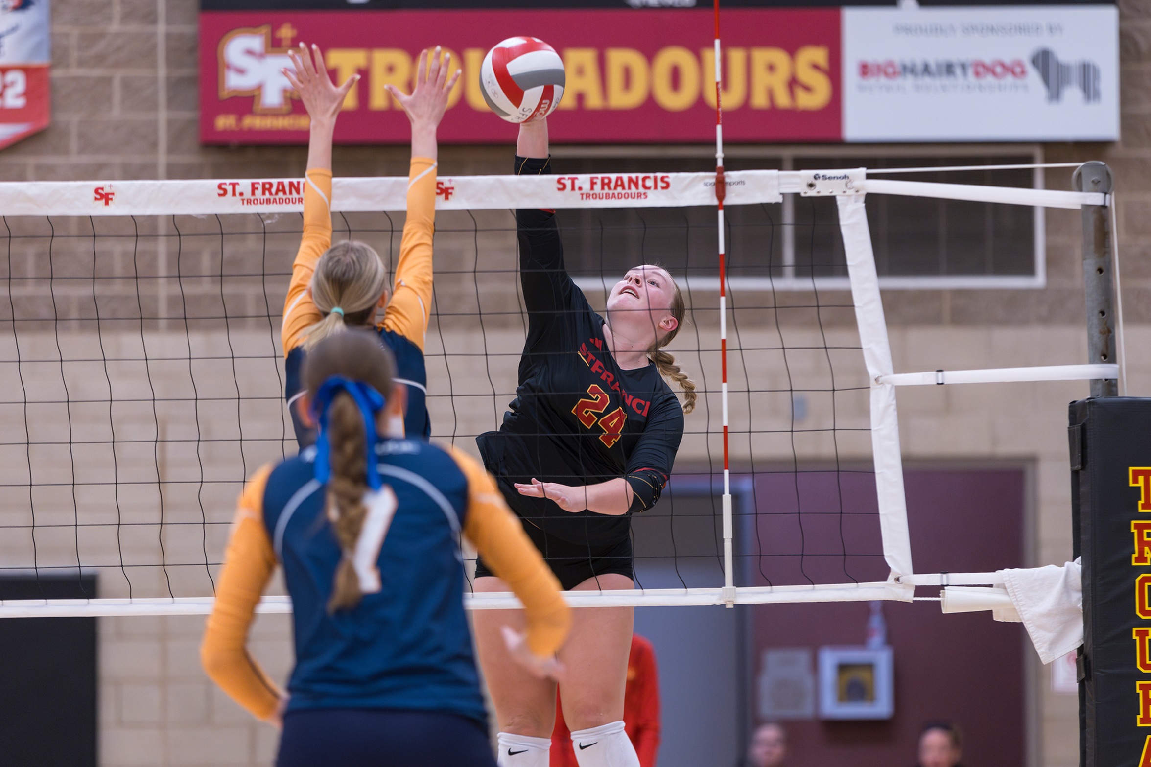 Troubies fall in three sets to Trojans