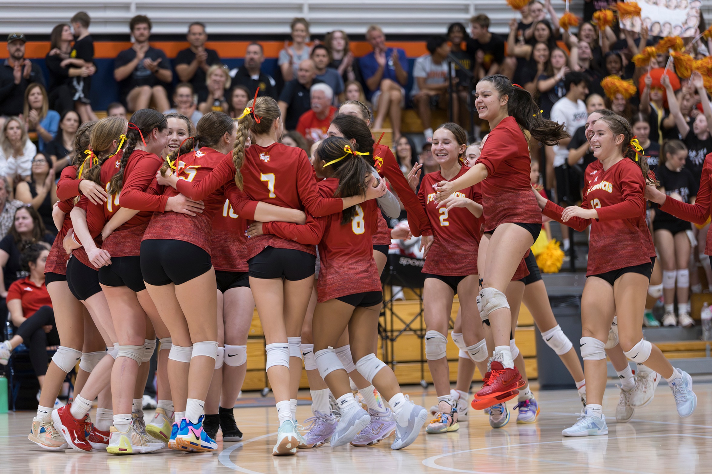 Frosh hangs on for Holy Court sweep