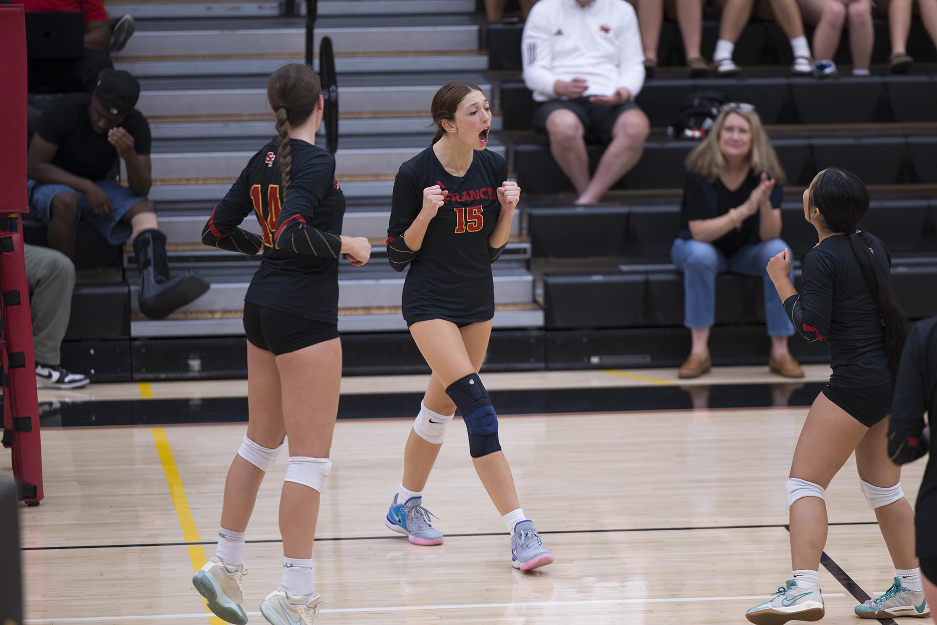Troubies sweep Vista in season-opening Foundation match