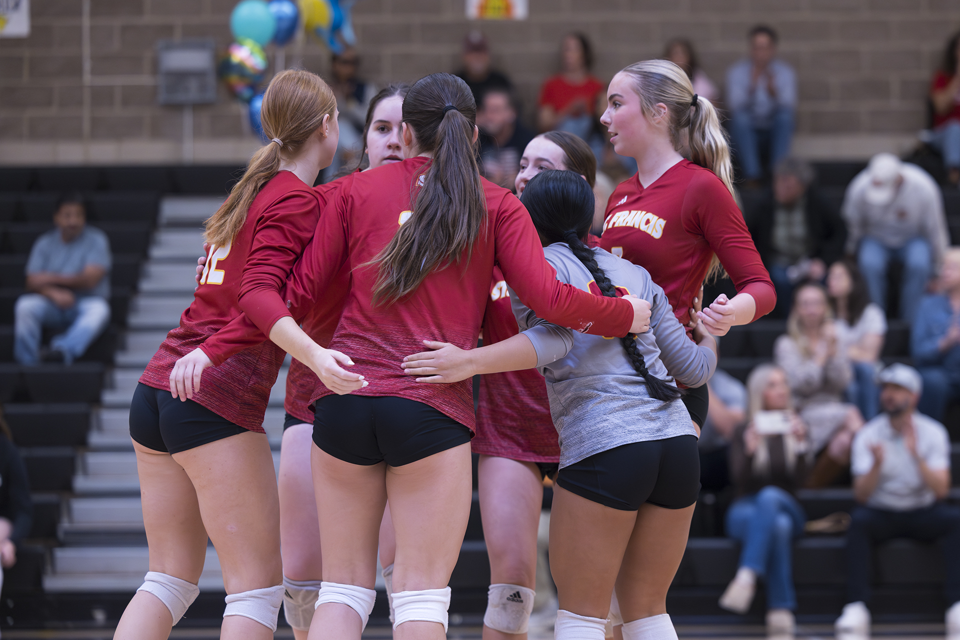 Frosh volleyball closes season with sweep at Davis
