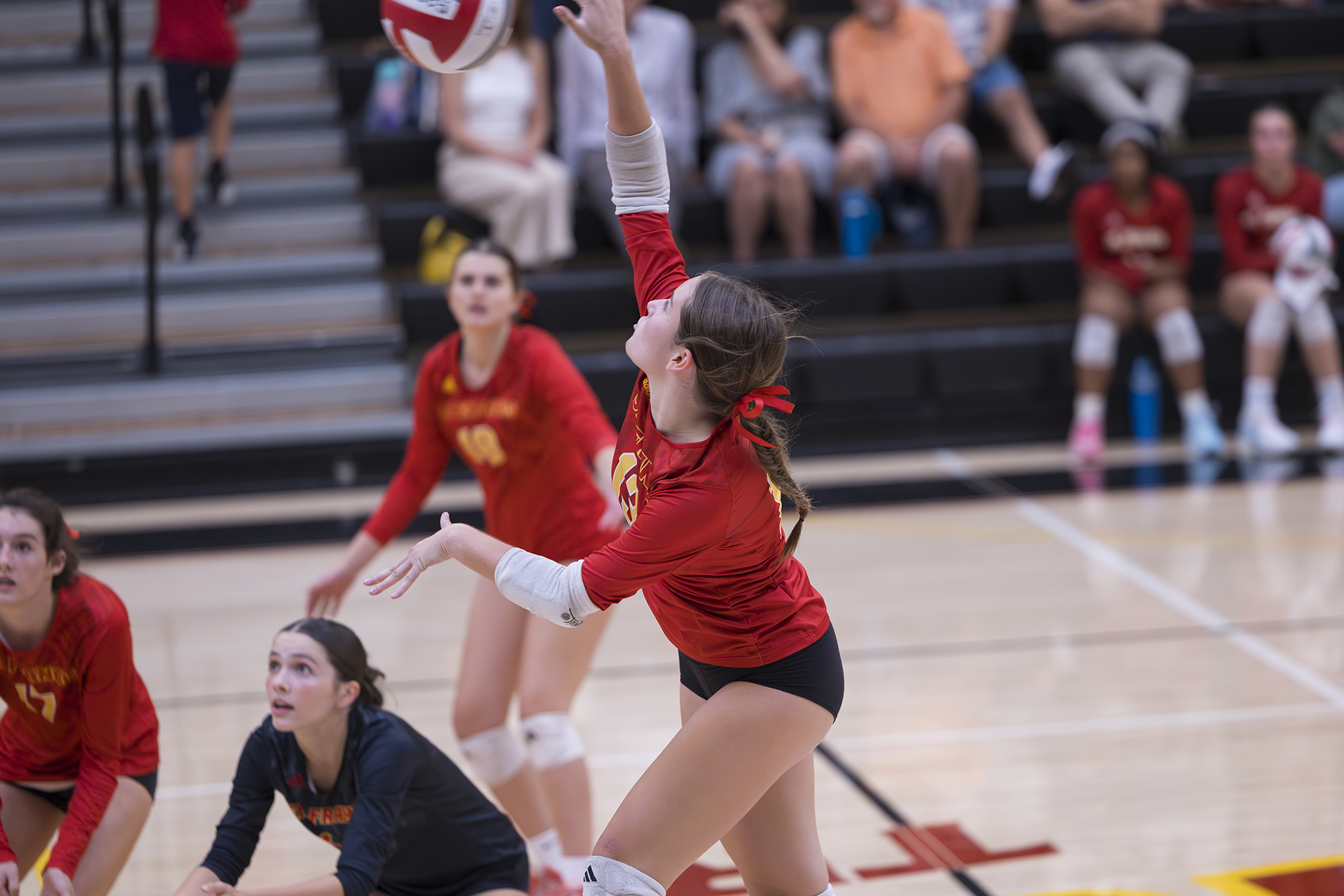 JV volleyball beats Thunder in straight sets